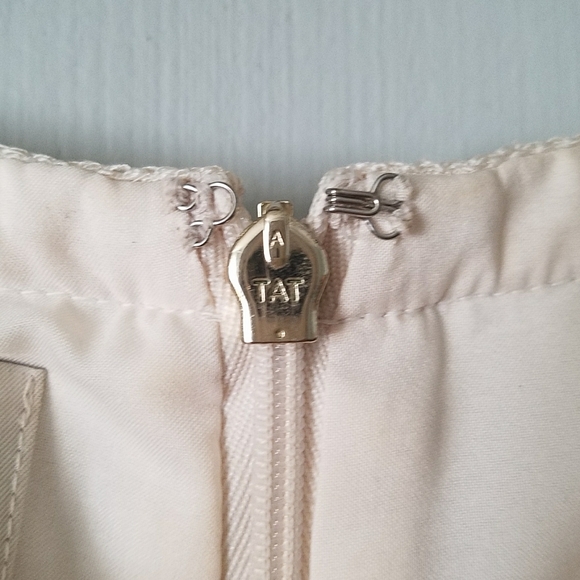 Anne Klein | Bamboo Print Sleeveless Midi Sheath Dress - Picture 3 of 4